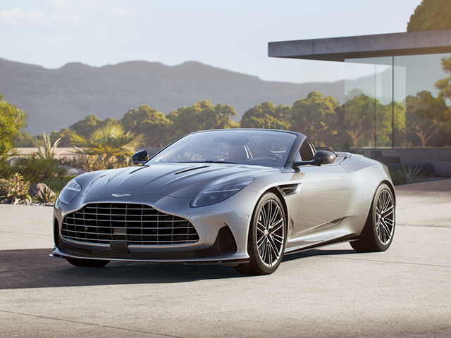  DB12 Volante