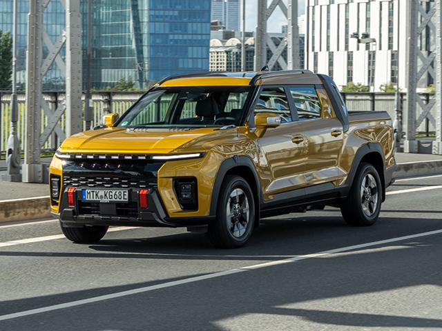 KG Mobility Torres EVT